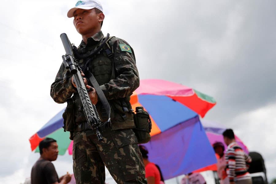Brazil sends army to Venezuela border