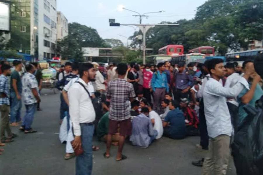 HSC protesters lift Shahbagh blockade, threaten fresh action