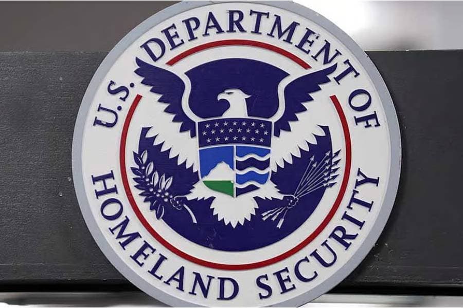 US to change visa regulations for foreign students, journalists