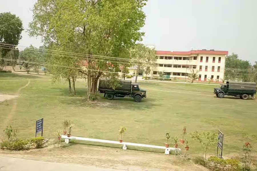 Two BSF personnel killed in Malda camp shooting