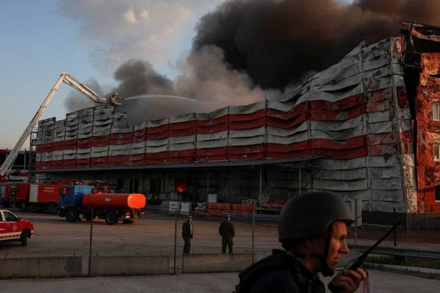 Russian missile strike kills 10 at Ukraine defence event