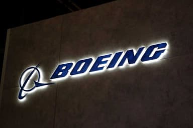 Boeing shares drop 4pc