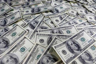 BB stops dollar buy to skip exchange rate volatility