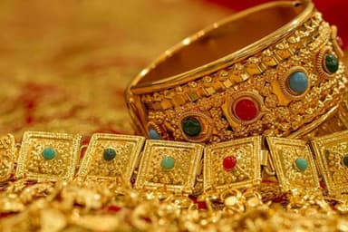 Gold prices raised by Tk 2,216 to Tk 224,182