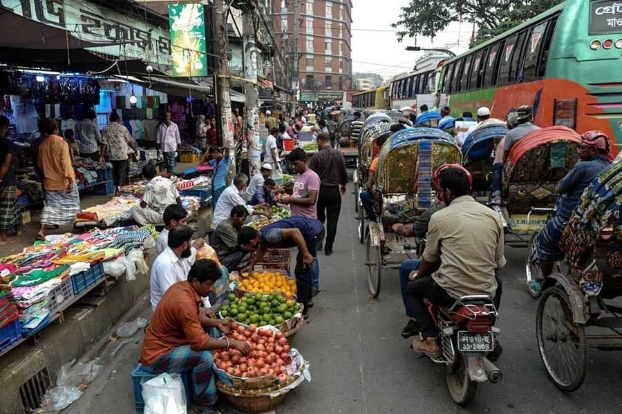 Let footpaths serve pedestrians