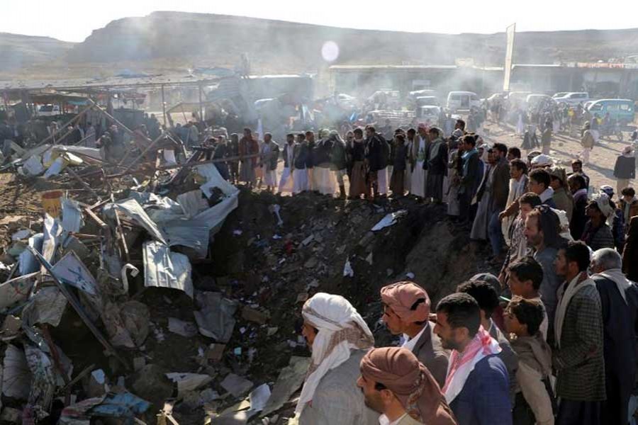 People gather at the site of an air strike in the northwestern city of Saada, Yemen November 1, 2017.  - Reuters photo
