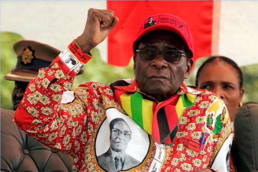 Mugabe finally resigns