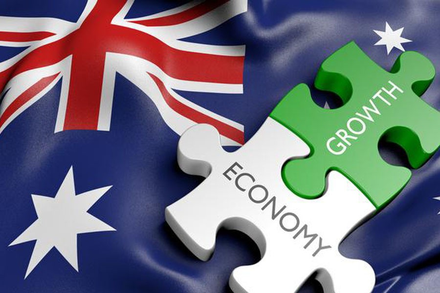 Australian economy slows in Q3