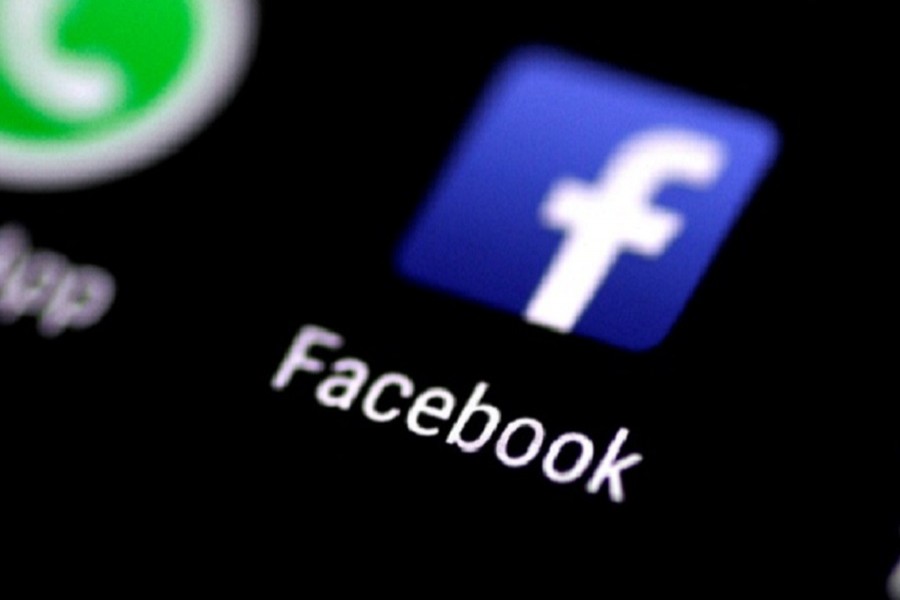 Social media stocks tumble over regulation fears
