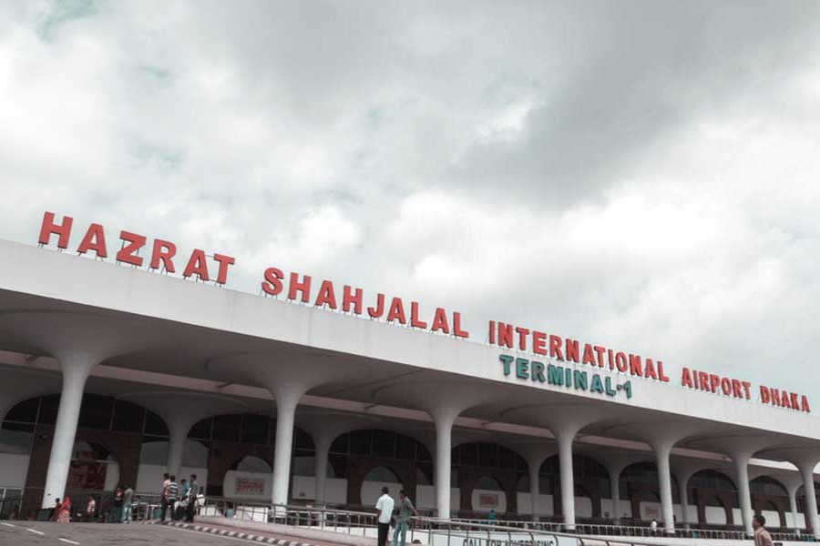 Fire breaks out at Dhaka airport
