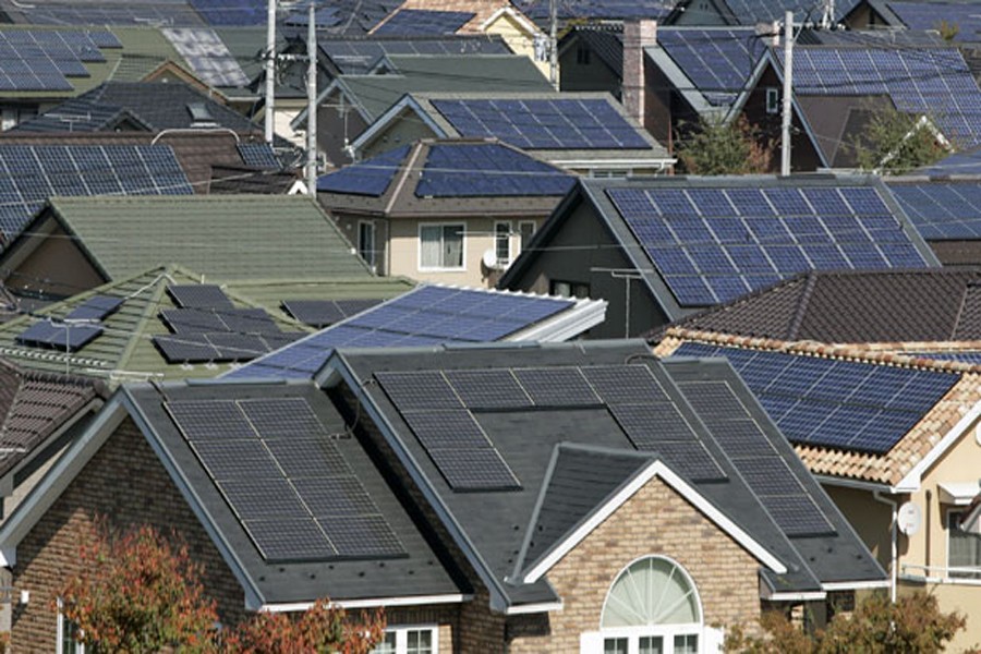 Japan threatens to cut solar power subsidies