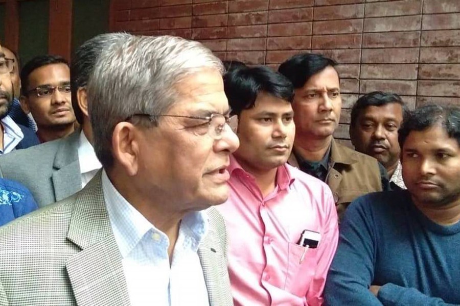 BNP secretary general Mirza Fakhrul Islam Alamgir talks to reporters after placing wreaths at the National Mausoleum in Savar on Sunday, December 16, 2018. Photo: UNB