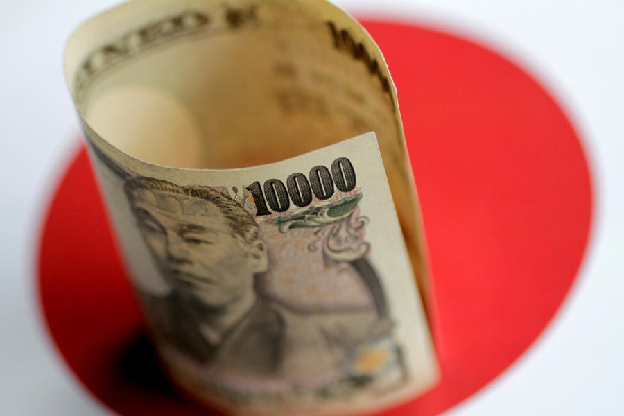 A Japan Yen note is seen in this illustration photo taken June 1, 2017. Reuters/Illustration
