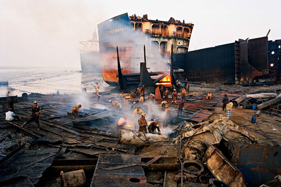 Workers at a ship breaking yard in Chittagong. Courtesy: Edward Burtynsky