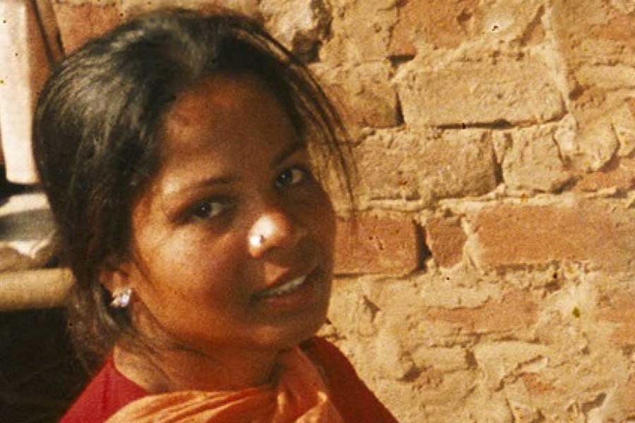 Top Pakistan court upholds blasphemy acquittal Asia Bibi