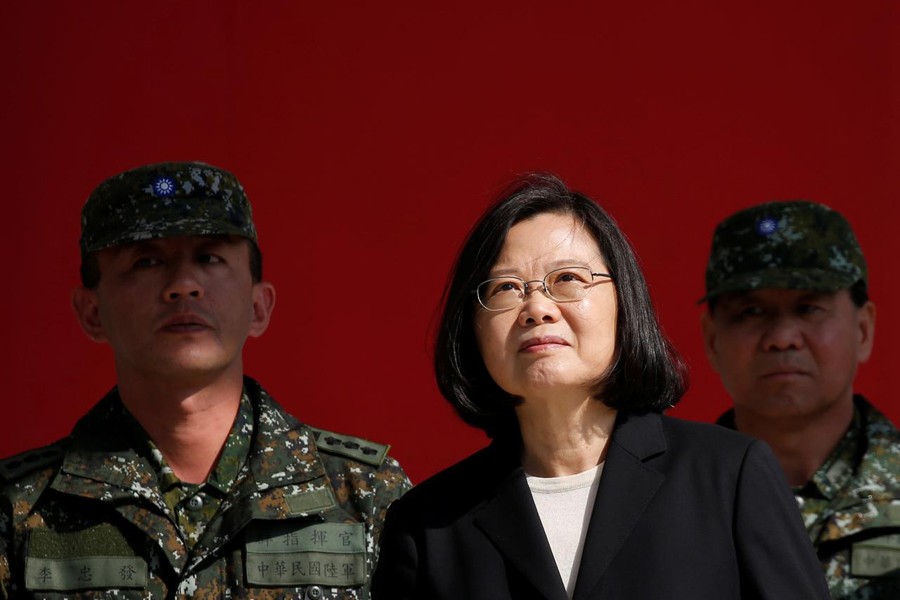 Taiwan's President Tsai Ing-wen visits the 6th Army Command, ahead of Lunar New Year, in Taoyuan, Taiwan, January 25, 2019. Reuters