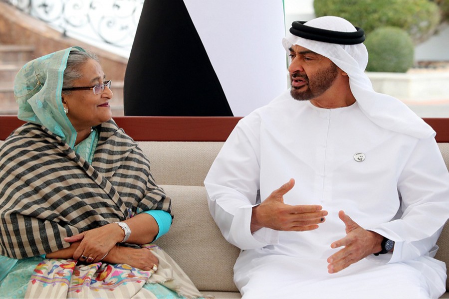 Prime Minister Sheikh Hasina meets Crown Prince of Abu Dhabi and Deputy Supreme Commander of the UAE Sheikh Mohammad Bin Zayed Nahyan at his Royal Palace on Monday. Photo: PID