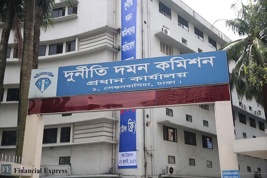 ACC sues Narail UP chairman over relief embezzlement