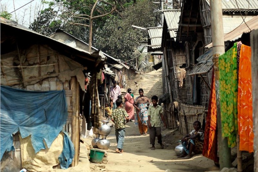 General view of slum area in Motighorna, Pahartuli, Chattogram, near St. Anthony's Free School - Photo courtesy: Jiri Rezac