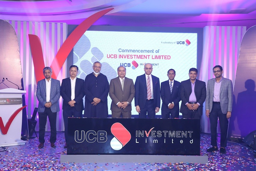 Chairman of Bangladesh Securities & Exchange Commission Professor Shibli Rubayat Ul Islam is inaugurating UCB Investment Limited, a subsidiary of United Commercial Bank Limited as Chief Guest along with Special Guests Mr. Anisuzzaman Chowdhury Ronny, Chairman of Executive Committee of UCB; Professor Dr. Md. Jonaid Shafiq, Director of UCB and Mr. Mohammed Shawkat Jamil, Managing Director, UCB.