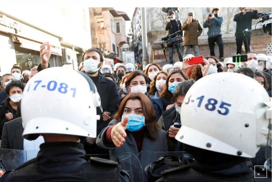 Turkey denies criticism of response to university protests