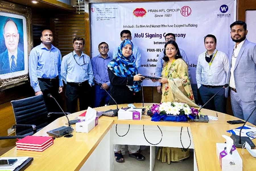 Winrock, PRAN-RFL sign MoU to support human trafficking victims
