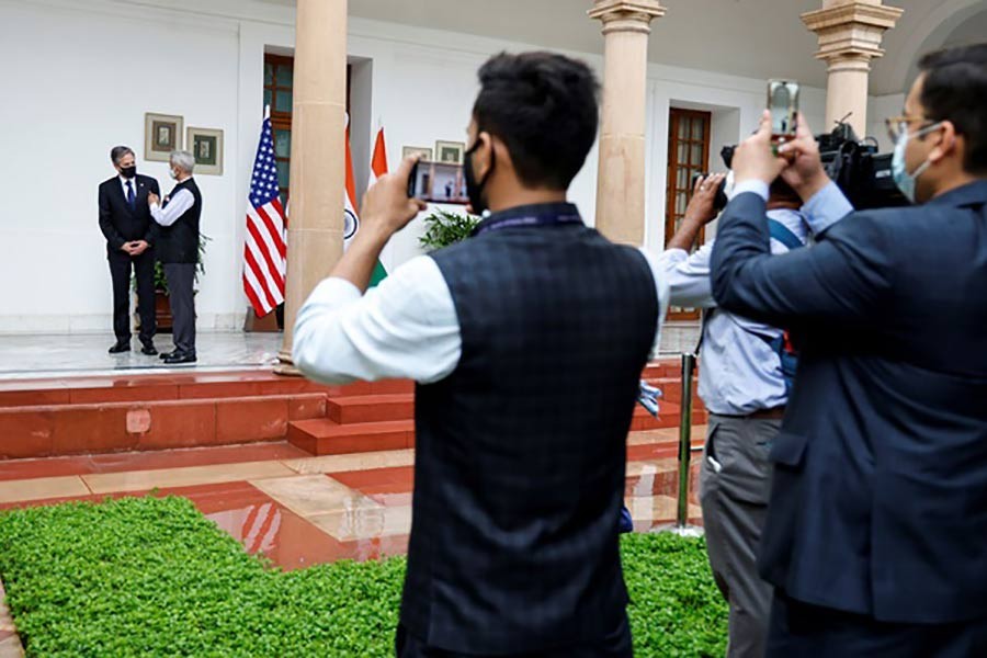 India's Minister of External Affairs Subrahmanyam Jaishankar welcoming US Secretary of State Antony Blinken at Hyderabad House in New Delhi on Wednesday -Reuters photo