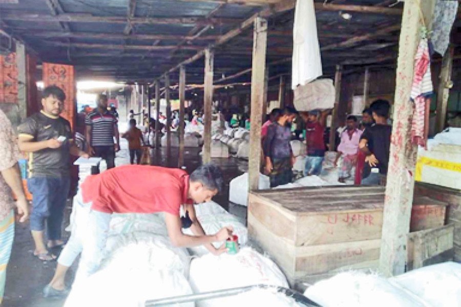 Fish packs ready for transporting to different districts — FE Photo
