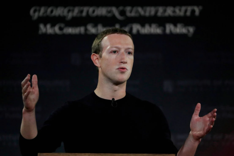FILE PHOTO: Facebook Chairman and CEO Mark Zuckerberg addresses the audience in Georgetown University's Institute of Politics and Public Service in Washington - Reuters