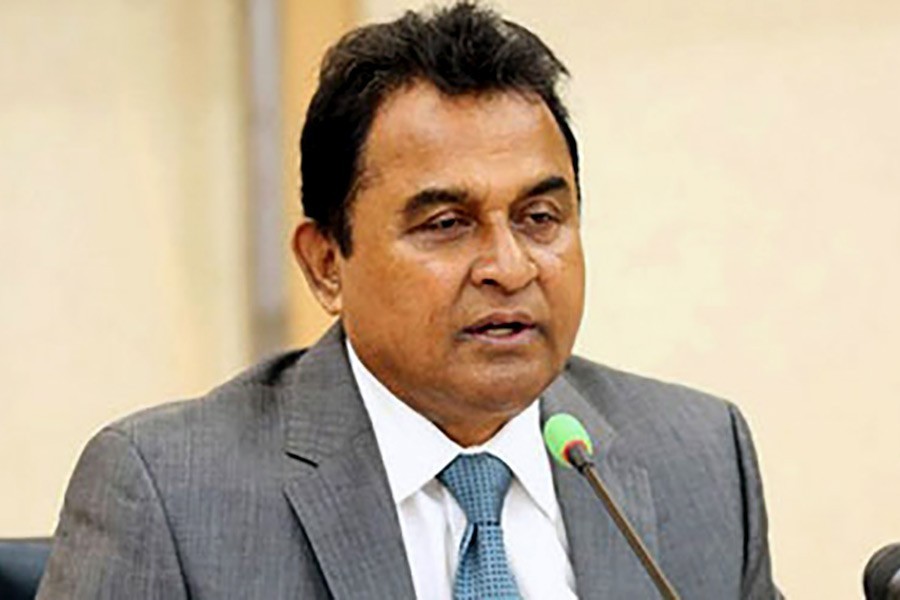 Stock market investors should take into account risk factors: Minister Kamal
