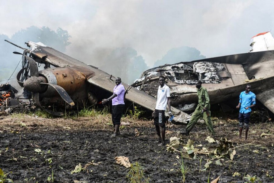 Five killed as plane crashes in South Sudan