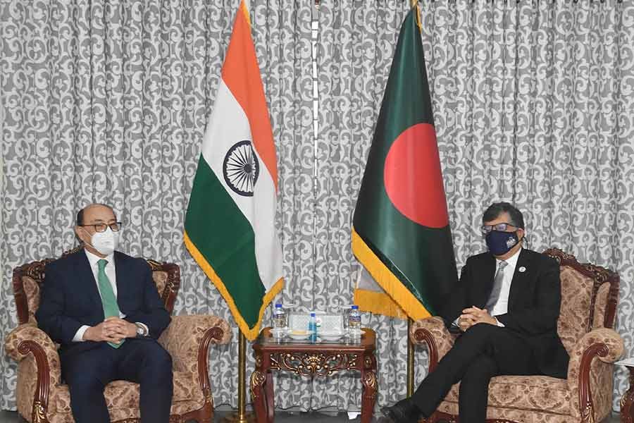 Foreign Secretary Masud Bin Momen holding talks with his Indian counterpart Harsh Vardhan Shringla at Foreign Service Academy in Dhaka on Tuesday. -PID Photo