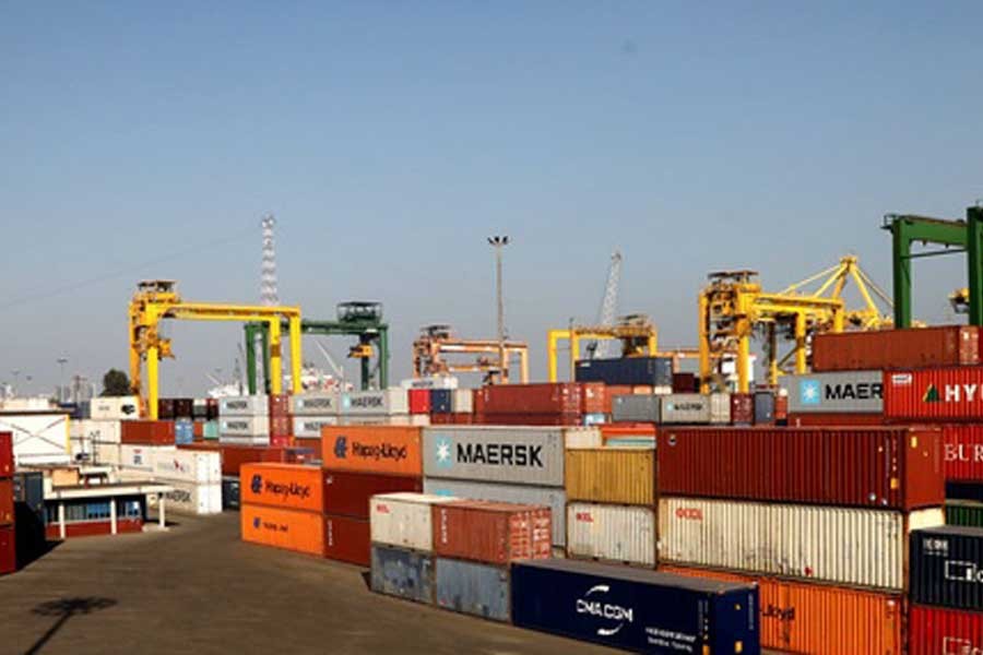 Bangladesh earns $4.73 billion from exports in April