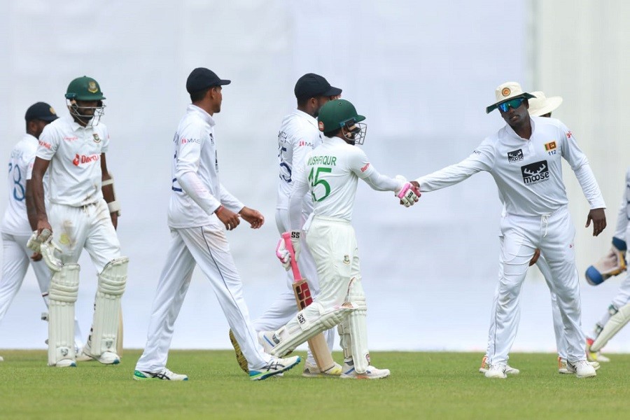 Bangladesh end first innings on 365 in Dhaka Test