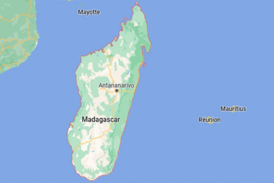 32 people killed after bandits set homes on fire in Madagascar