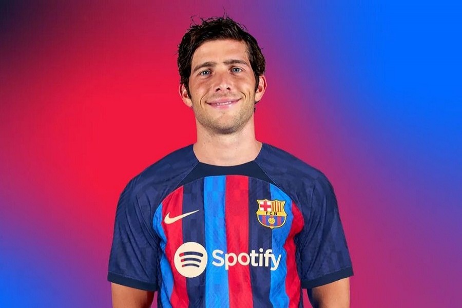 Barcelona renewing Sergi Roberto makes no sense now