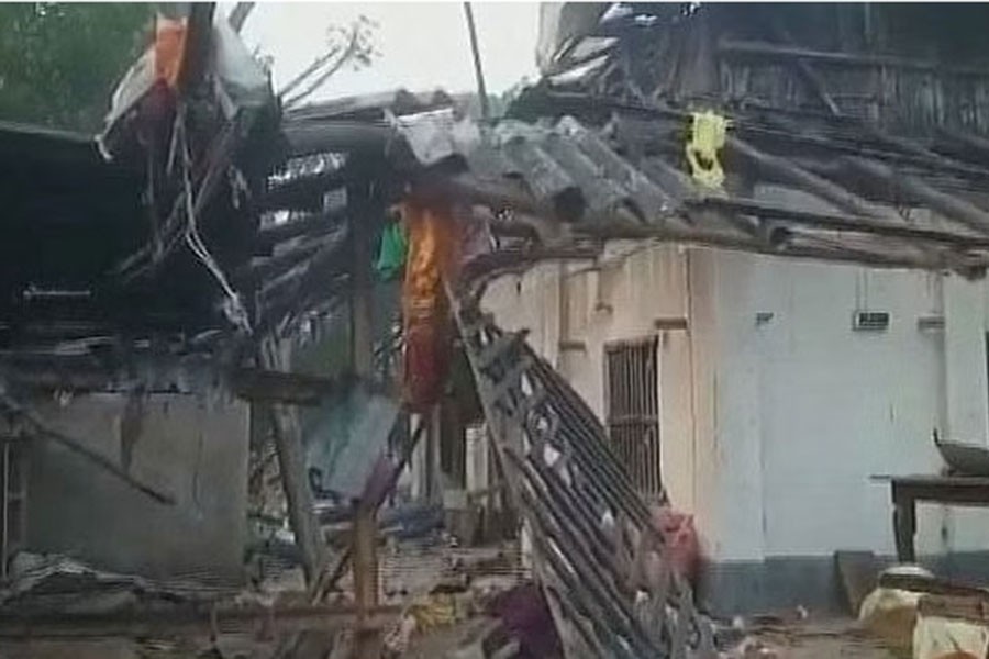 Bomb blast at Trinamool leader's house leaves three dead