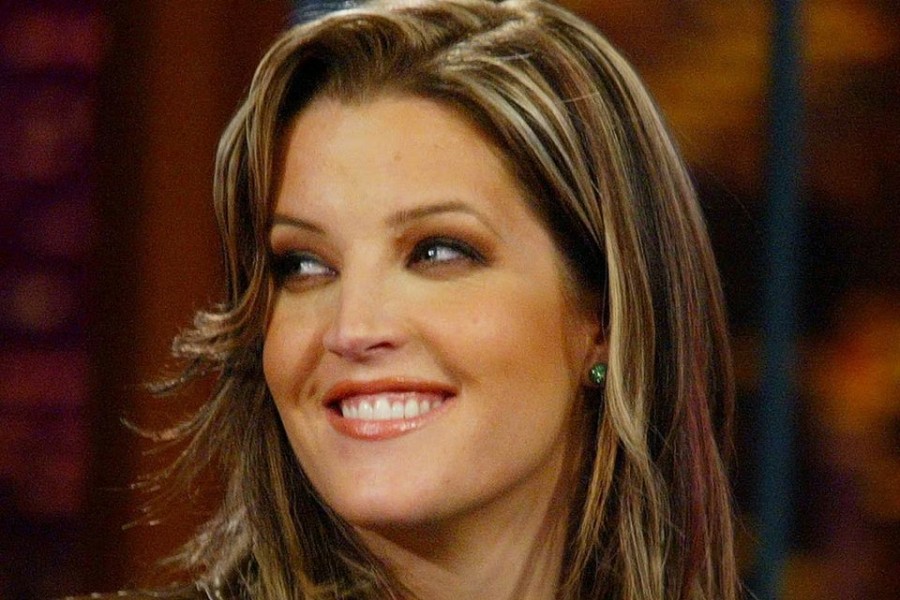 Singer Lisa Marie Presley appears as a guest on "The Tonight Show with Jay Leno" at the NBC studios in Burbank, California, US on May 1, 2003 — Reuters/Files