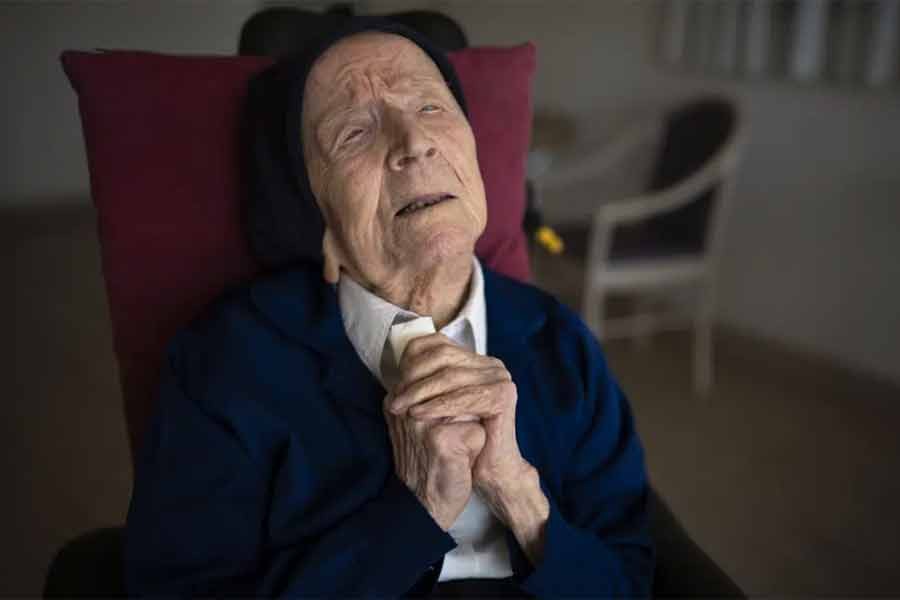 Sister Andre posing for a portrait at the Sainte Catherine Laboure care home in southern France on April 27 last year –AP file photo