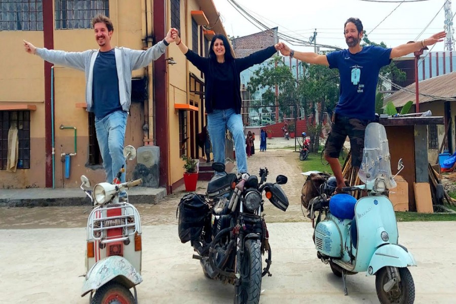 29 countries by bike: Romanian girl now in Satkhira