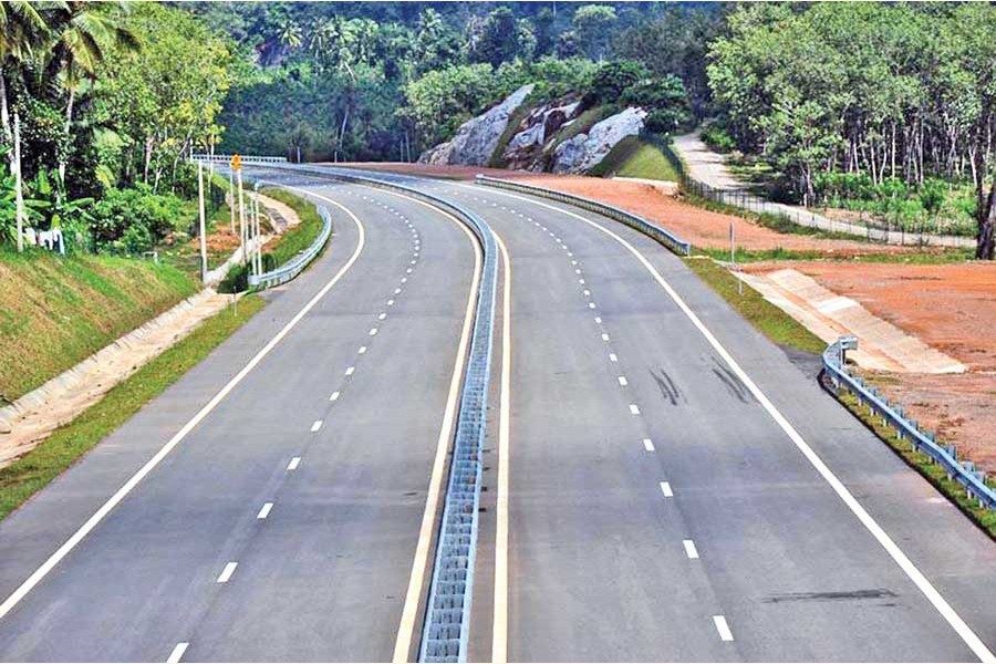 Govt searching funds for Dhaka-Ctg 8-lane project
