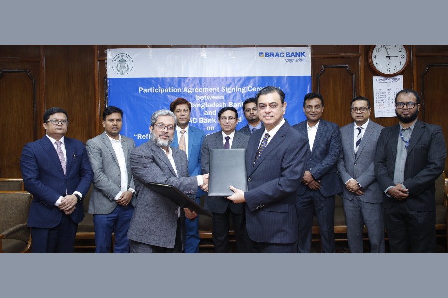BRAC Bank signs deal with BB to avail Refinance Scheme for shipbuilding industry