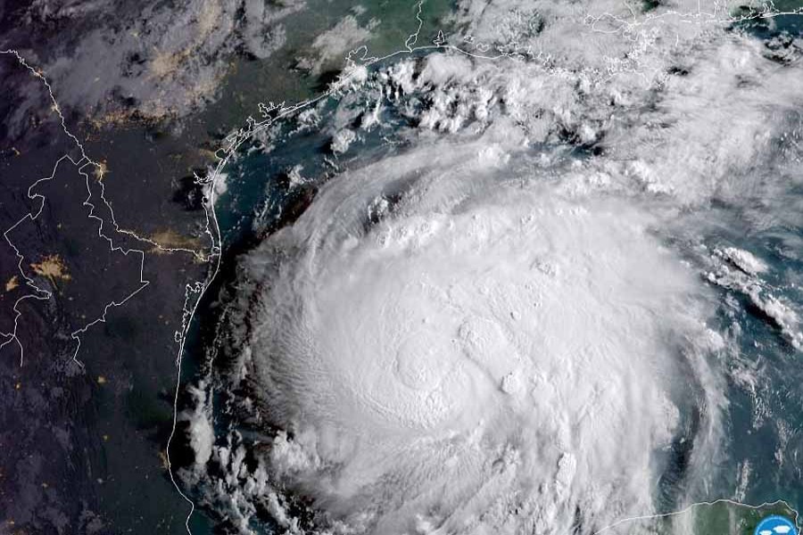 ‘Storm of the decade’ hurricane Harvey move towards Texas