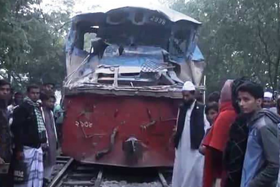 The rail link of the country's northern region with capital Dhaka was disrupted for six hours following the accident that took place at 2:00am. - UNB photo