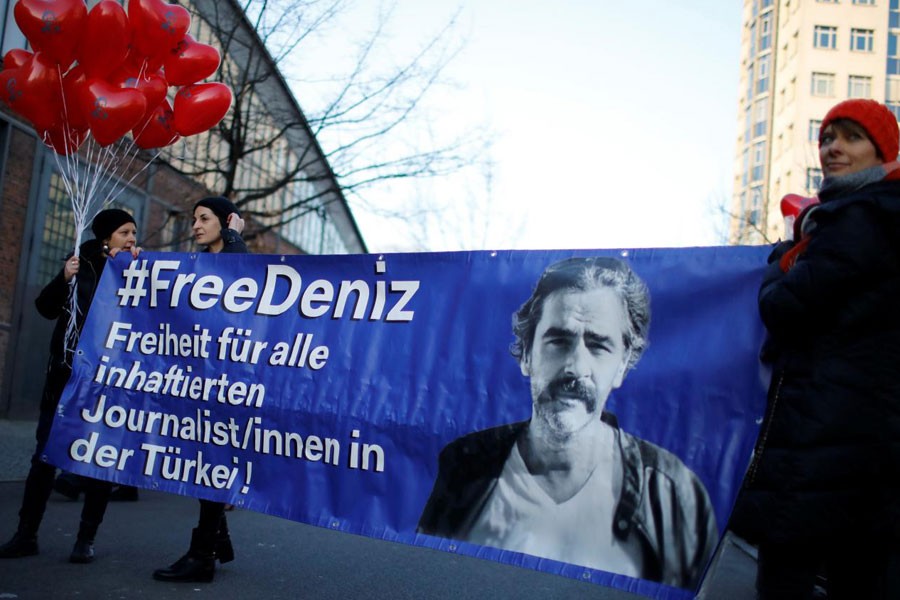 Protesters support German-Turkish journalist Deniz Yucel in Berlin, Germany, February 14, 2018. (REUTERS photo used for representation)