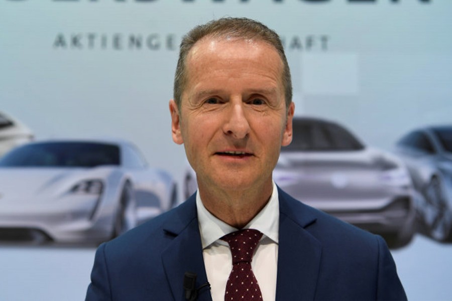 Volkswagen CEO Herbert Diess poses after a news conference at the Volkswagen plant in Wolfsburg, Germany Apr 13. Reuters/File