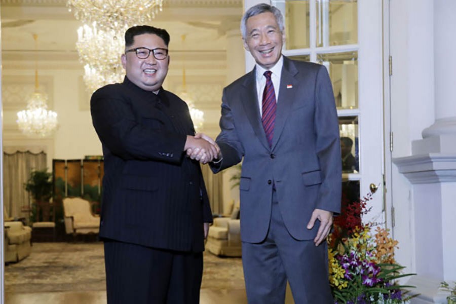Singapore PM meets DPRK leader
