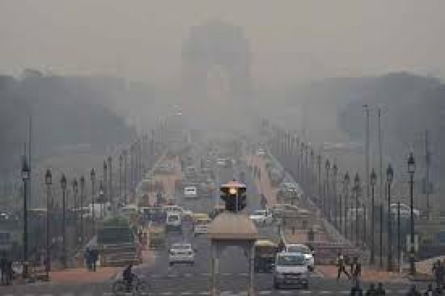 Residents choke as dust blankets Delhi