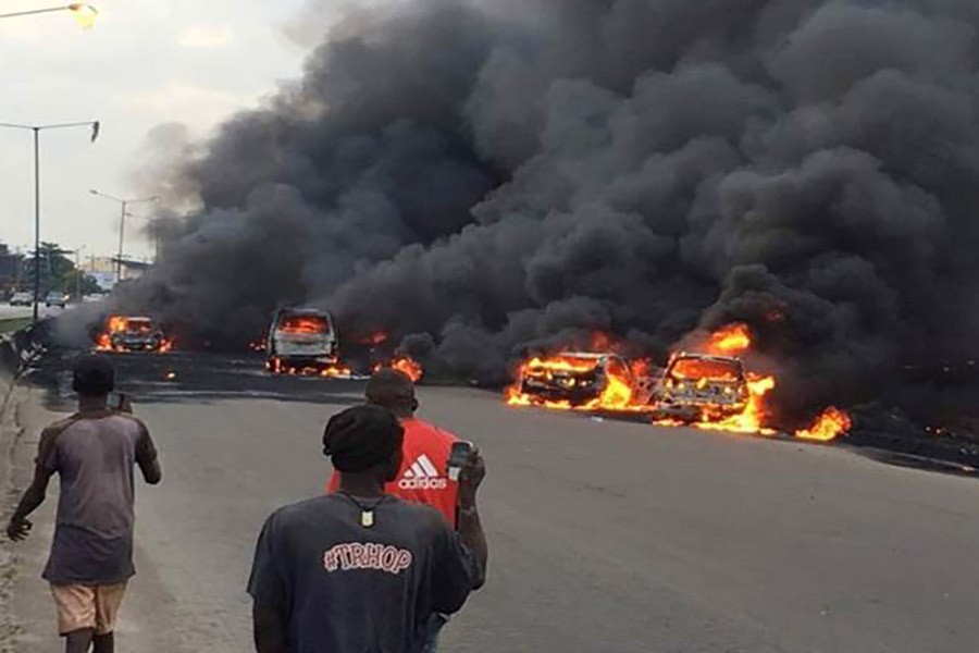 Nine die in Nigeria oil tanker fire
