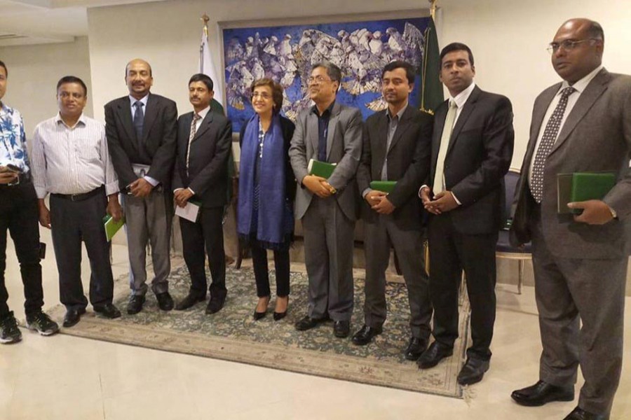 Bangladeshi media delegation with Ms Tehmina Janjua, the Foreign Secretary of Pakistan